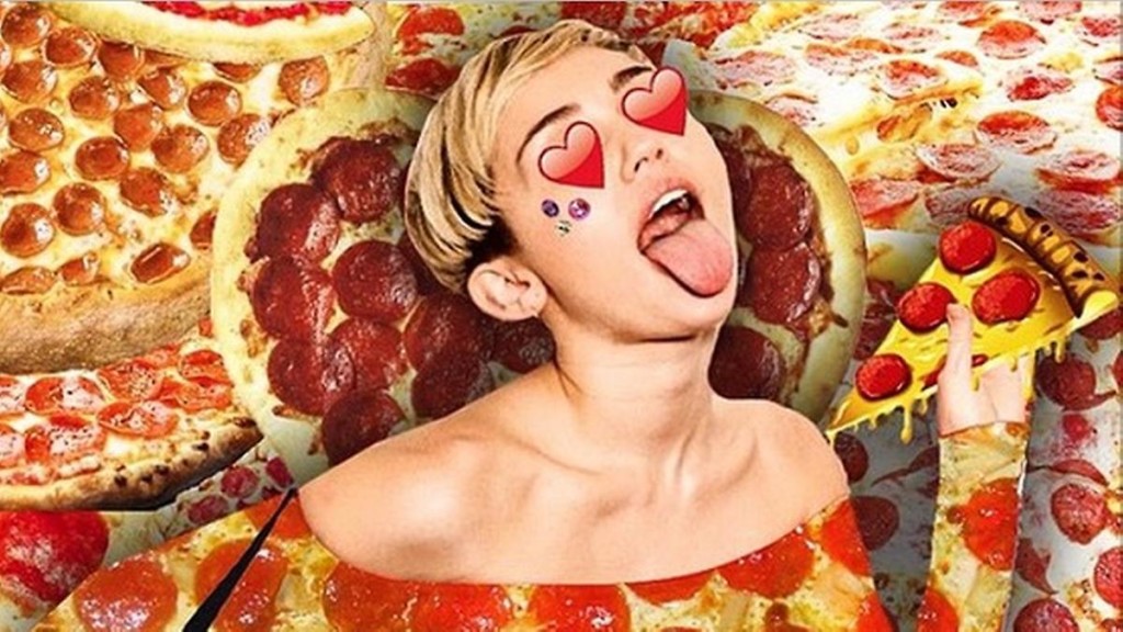 Miley Cyrus, pizza aficionado